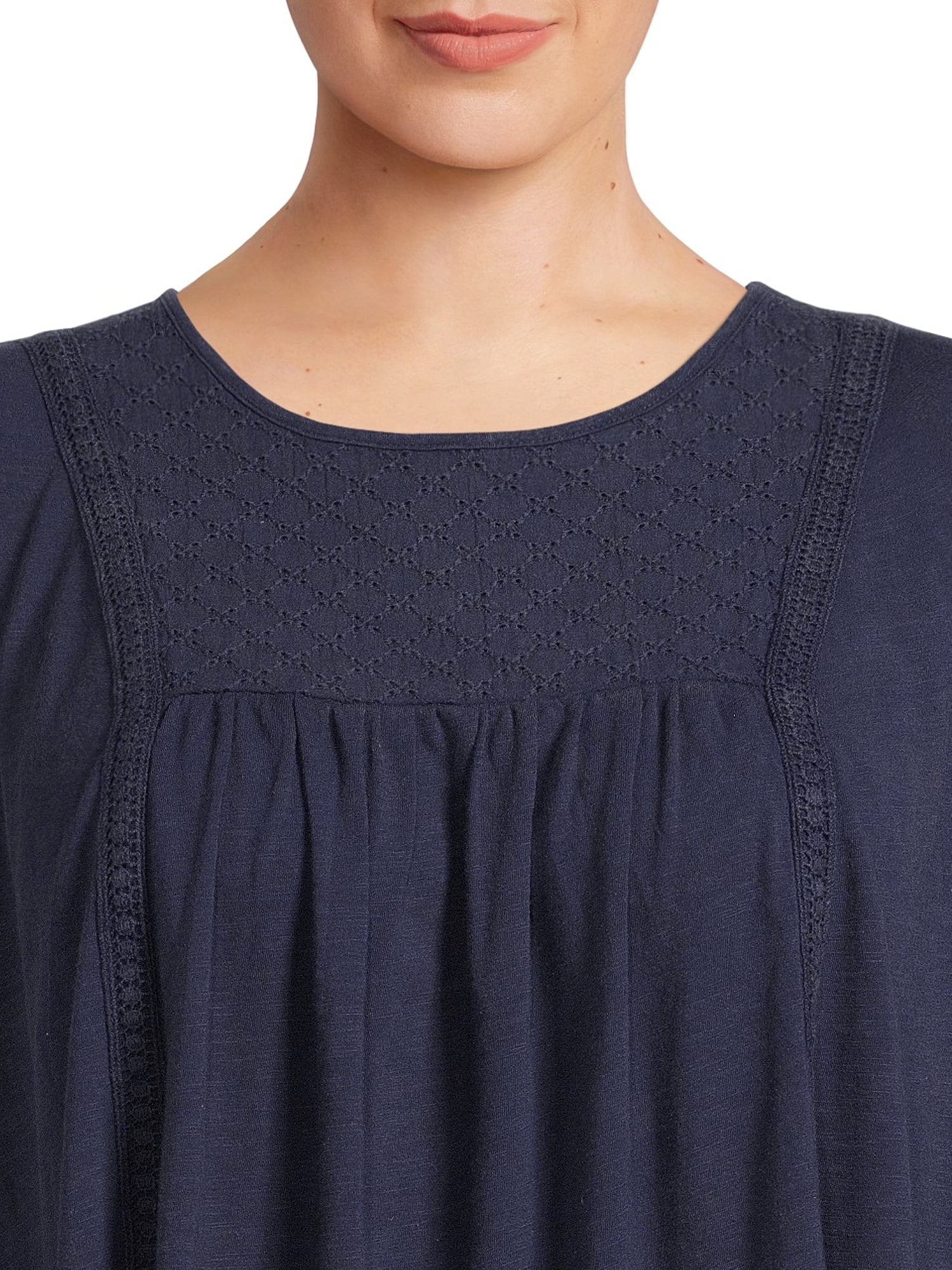 Terra & Sky Women's Plus Size Eyelet Mix Flutter Sleeve Knit Top
