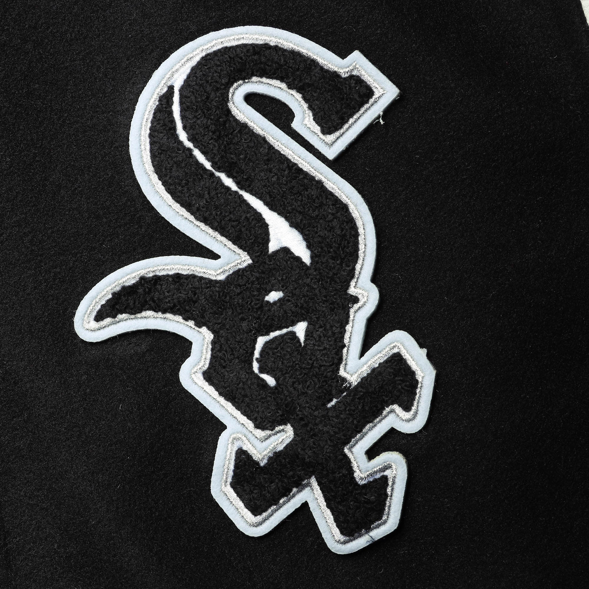 Chicago White Sox Pro Standard Varsity Logo Full-Zip Jacket - Black/White
