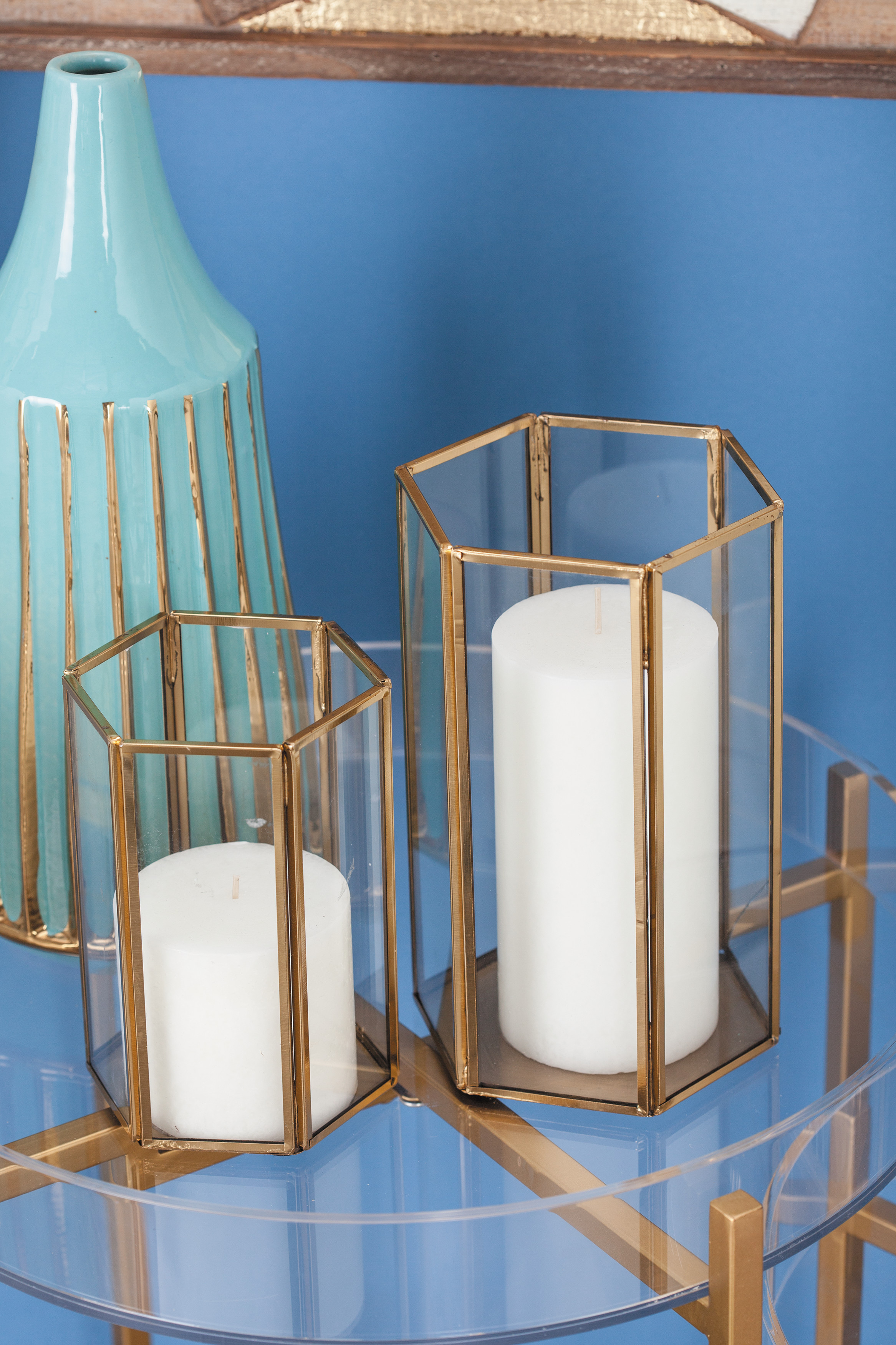 CosmoLiving by Cosmopolitan Large Modern Metallic Gold Metal & Glass