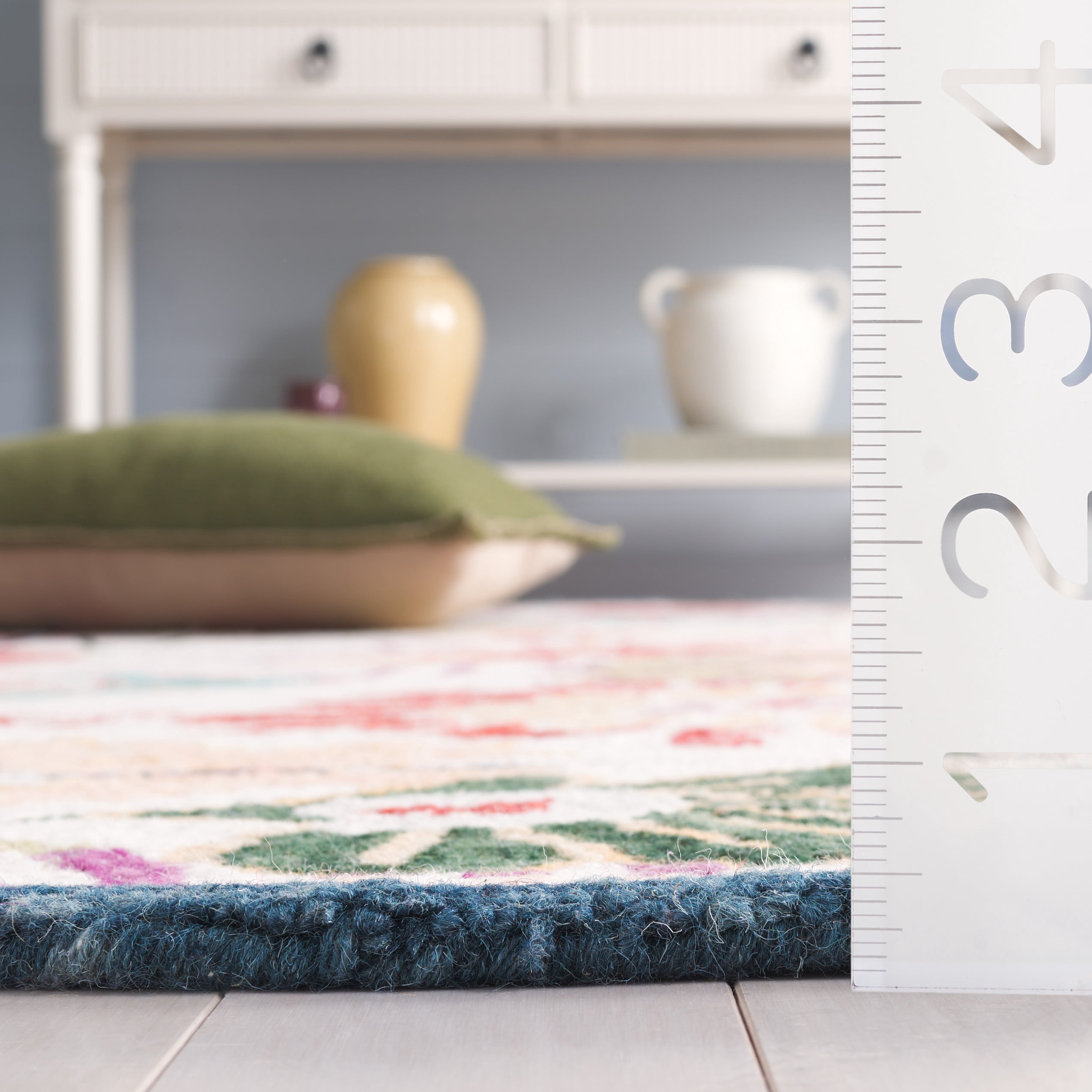 SAFAVIEH Jardin Jack Floral Area Rug, Green/Ivory, 5' x 8'