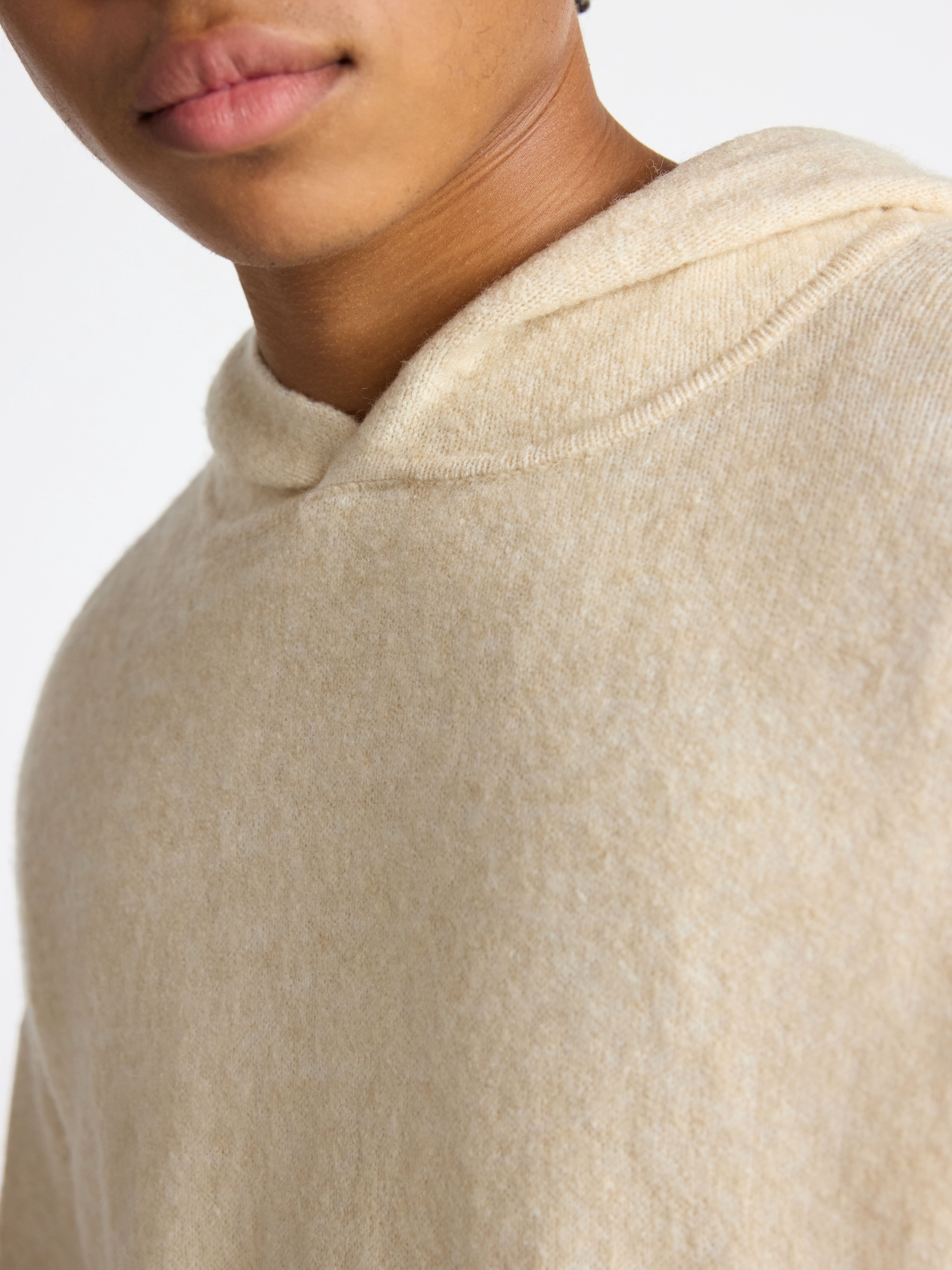 No Boundaries Brushed Hooded Sweater with Long Sleeves, Midweight, Men's & Big Men's XS-3XL