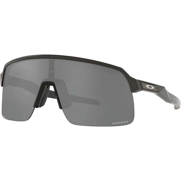 plusfavo_oakley-sutro-07