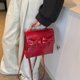 thumbnail image 5 of Mochila Con Solapa Bolso Cruzado Elegante Correa Ajustable Lazo PU para Mujer, 5 of 9