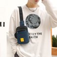 thumbnail image 4 of Bolso bandolera de nailon impermeable y bolso de pecho informal., 4 of 5
