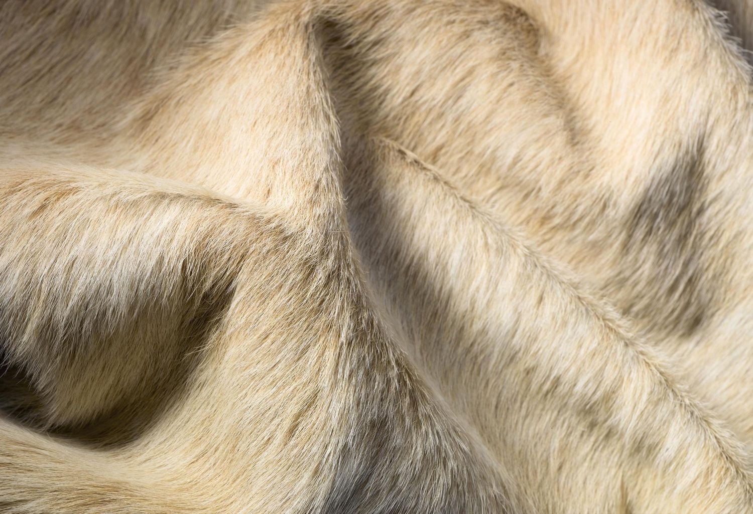 tapis geneva en peau de vache