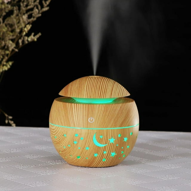 Hollow Star Wood Grain Humidifier, Mini Portable 130ML with Translucent Light for Aromatherapy and Relaxation