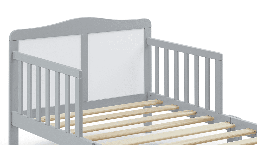 Olive & Opie Birdie Toddler Bed, Light Gray/White Finish
