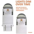 thumbnail image 3 of Bombilla LED SYLVANIA 4114 ZEVO de color ámbar para luces de estacionamiento y de giro, 3 of 8