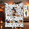 thumbnail image 1 of Cat Mom - Couverture Personnalisée pour Chat, 1 of 6