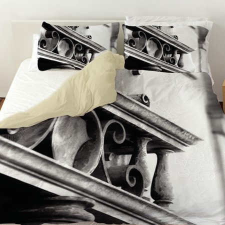 Manual Woodworkers & Weavers Urban Detail Scroll Duvet Cover