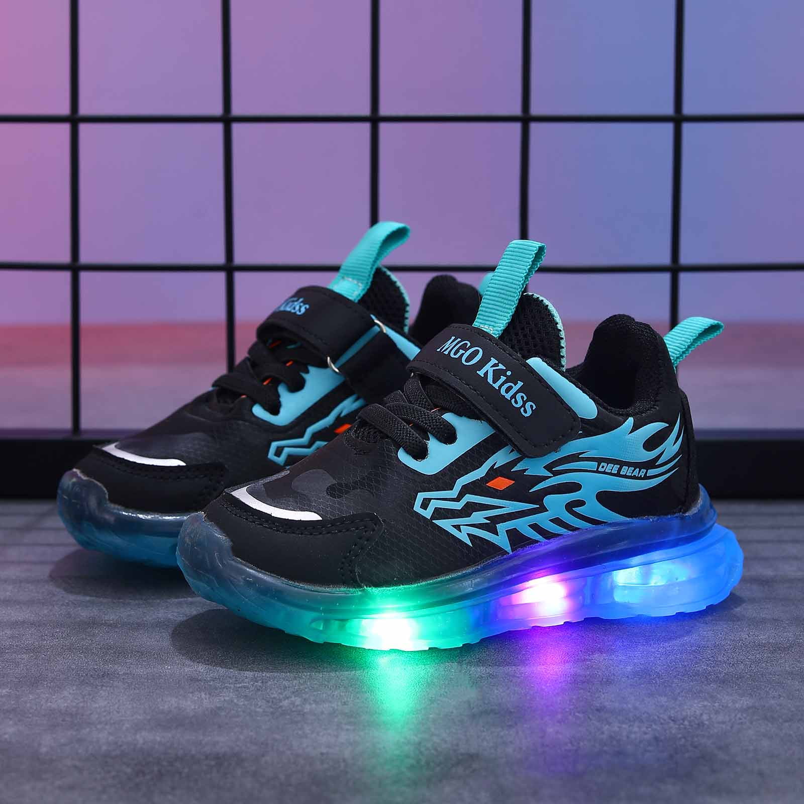 Light up Shoes Toddler Boys Flashing LED Tennis Sneakers Little Kids Luminous Walking Running Shoes
