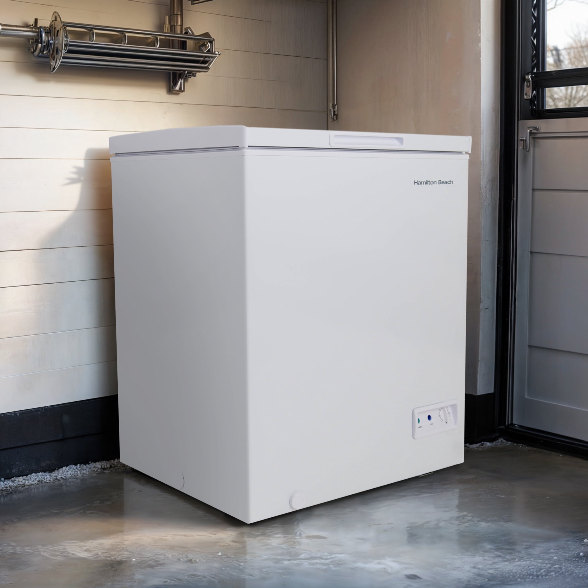 Hamilton Beach 5.0 Cu. Ft. Chest Freezer, White HBFRF510