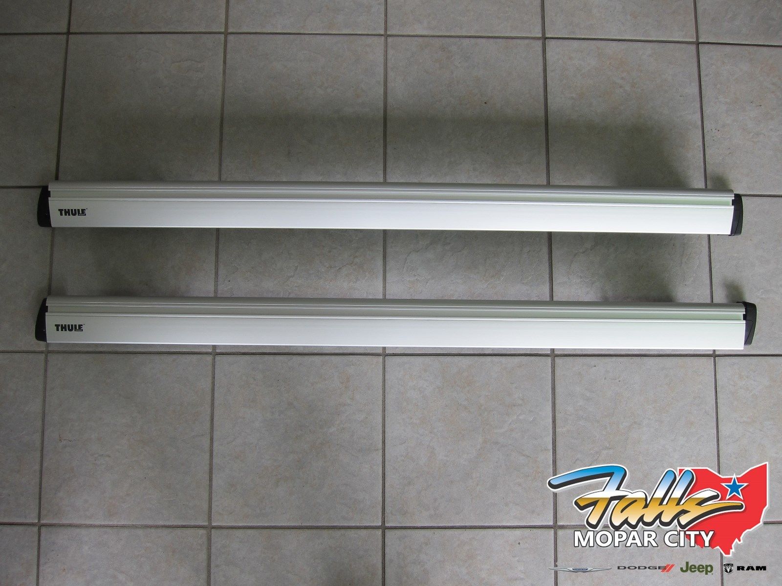 0717 Jeep Patriot & 0512 Chrysler 300 Roof Rack Cross Rail Kit Mopar