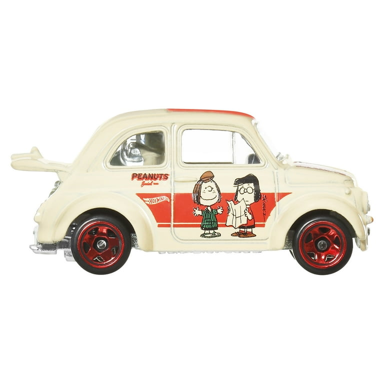 Hot Wheels Toy Car, Entertainment-Themed 1:64 Scale Vehicle