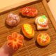 thumbnail image 4 of Nvzi Mini figuras de resina que imitan pan frito (10 unidades) - 0,98 * 0,51 * 0,32 pulgadas, comida de resina realista, ideal para decorar joyas, clips y mini paisajes., 4 of 5