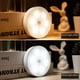 thumbnail image 2 of Lámpara de noche inteligente de inducción infrarroja humana, luz LED inalámbrica con carga magnética, lámpara de mesa pequeña para dormitorio, 2 of 3