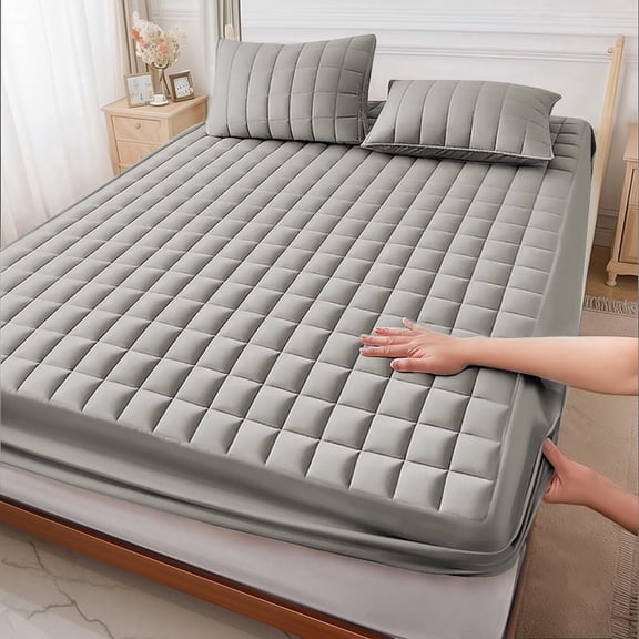 Soft Breathable Mattress Topper with Deep Pocket, Waterproof Mattress Protector for Bedroom, Dorm, Hotel