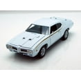 thumbnail image 2 of Diecast Car & Trailer Package - 1969 Pontiac GTO, White - Welly 22501 - 1/24 scale Diecast Model Toy Car w/Trailer, 2 of 3