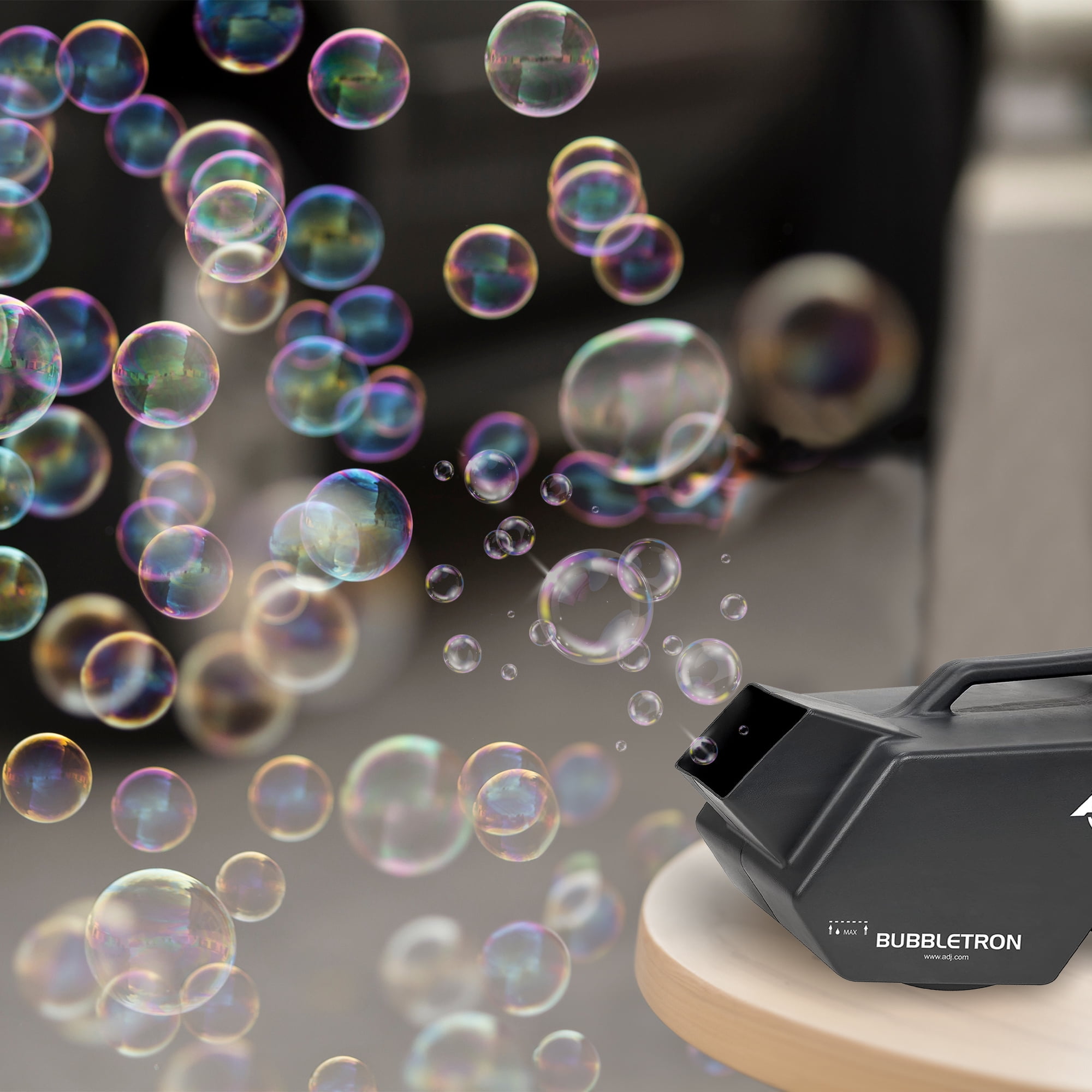 American DJ BUB773 BUBBLETRON Molded Plastic Portable High Output Bubble Machine