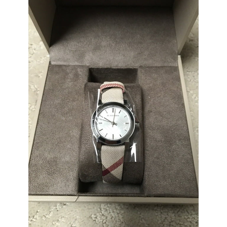 Burberry Women's White Face Analog Quartz 26mm Watch BU9212 Burberry Women's White Face Analog Quartz 26mm Watch BU9212