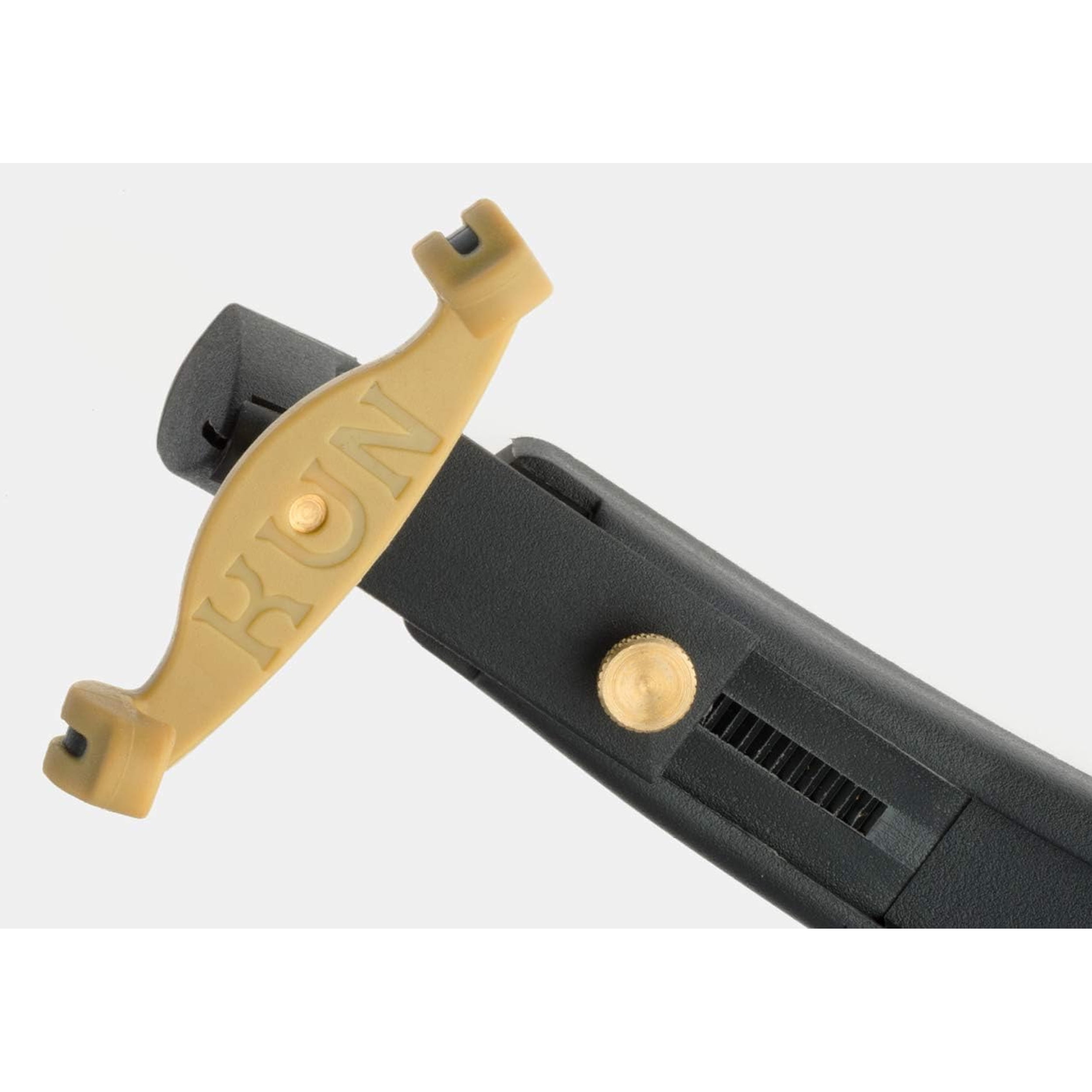 Kun SUPER Violin Shoulder Rest 3/4-1/2 Size