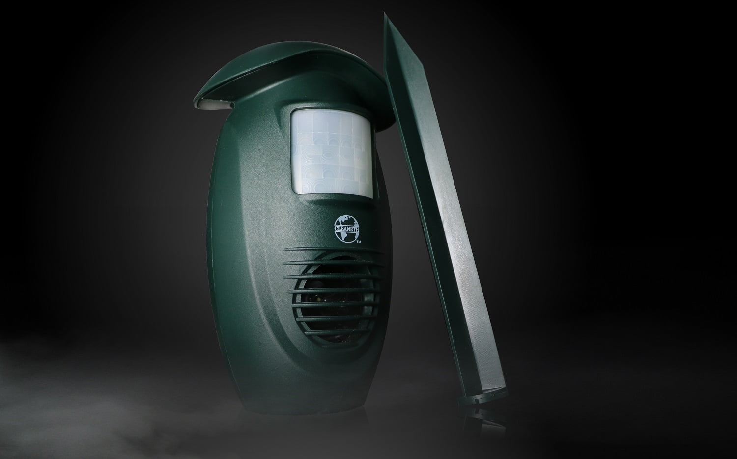 CLEANRTH TSAR550 Super Advanced Ultrasonic Animal Repeller w/Triple Scan Technology
