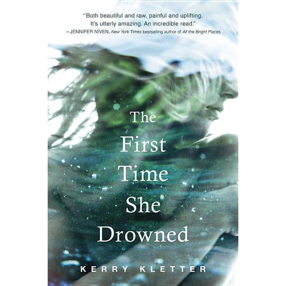 Pre-Owned The First Time She Drowned (Paperback) 0147513278 9780147513274