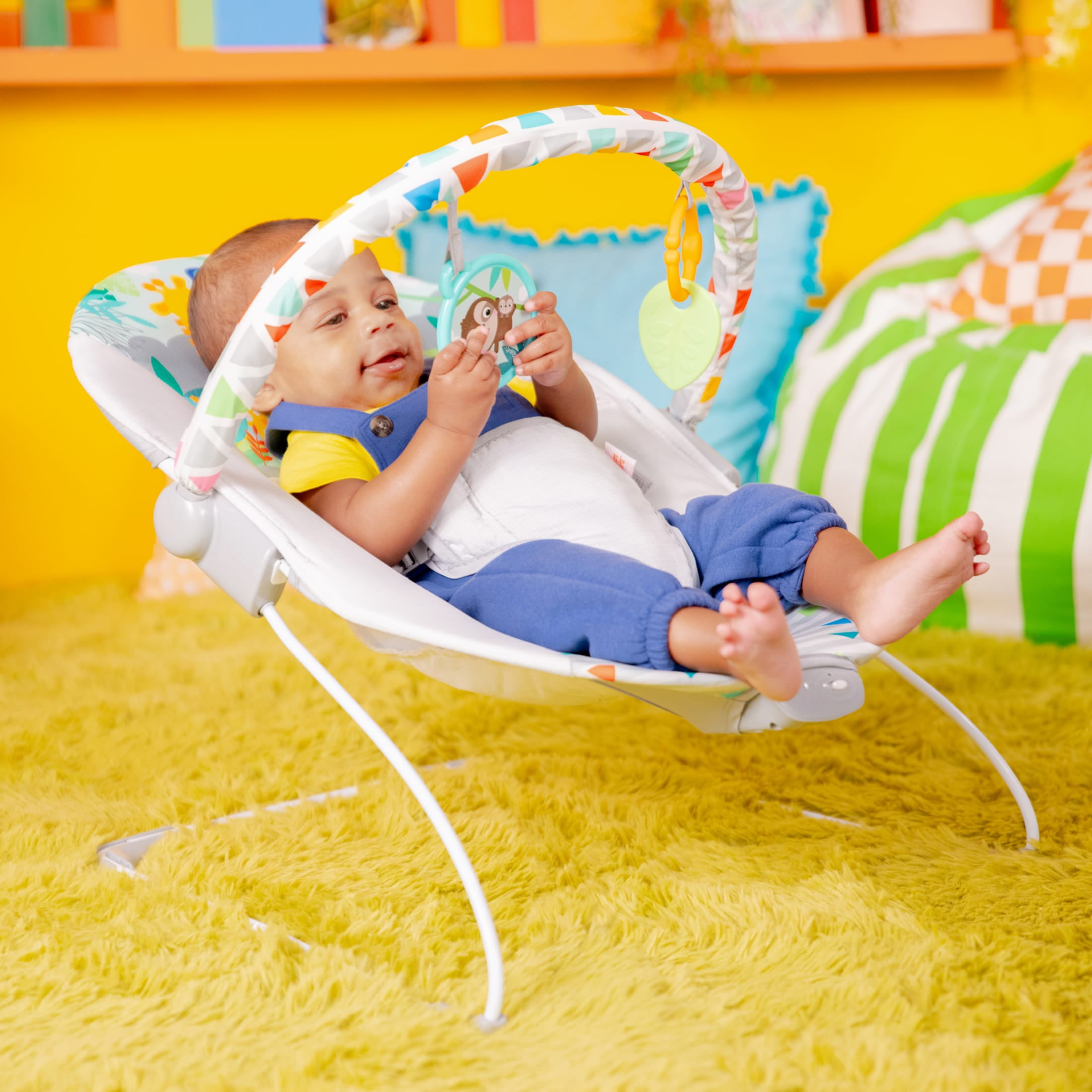 Bright starts giggle & hotsell see safari vibrating bouncer