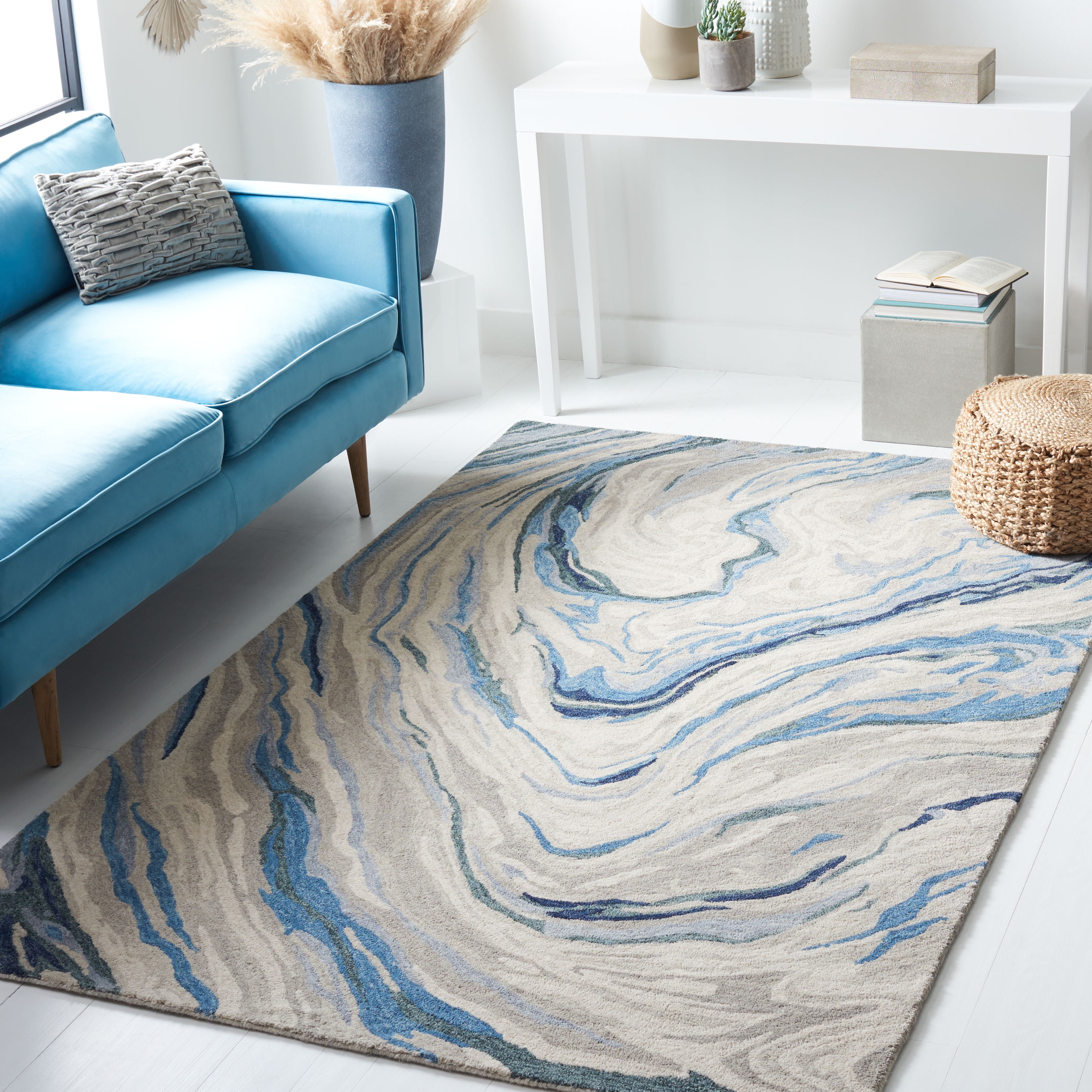 SAFAVIEH Soho Vasilis Abstract Area Rug, Blue/Beige, 5' x 8'