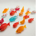 thumbnail image 2 of Juego de juguetes de loto de pez rojo falso de resina Adornos de casa de muñecas en miniatura Animales de jardín de hadas Decoración de paisaje micro, paquete de 3 peces de punto rojo grande BANYUO Electrónica, 2 of 4
