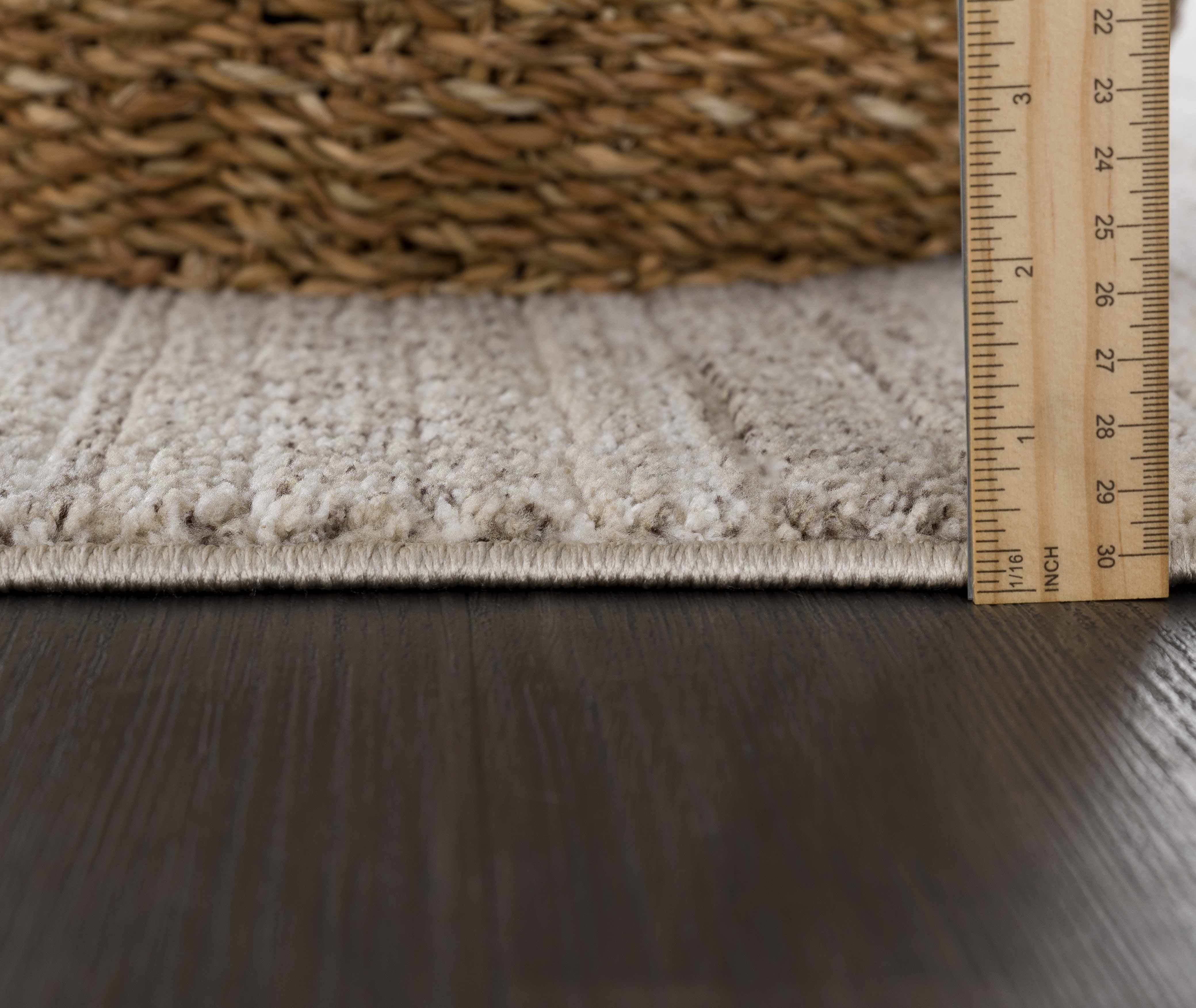Hauteloom Casablanca Collection Living Room Bedroom Area Rug - Cozy Moroccan Farmhouse Carpet - Brown, Beige - 6'7" x 9'