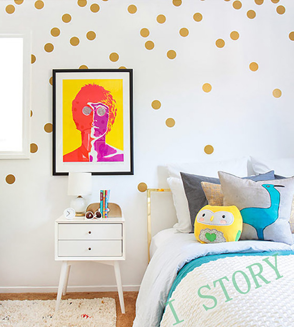 gold wall dots