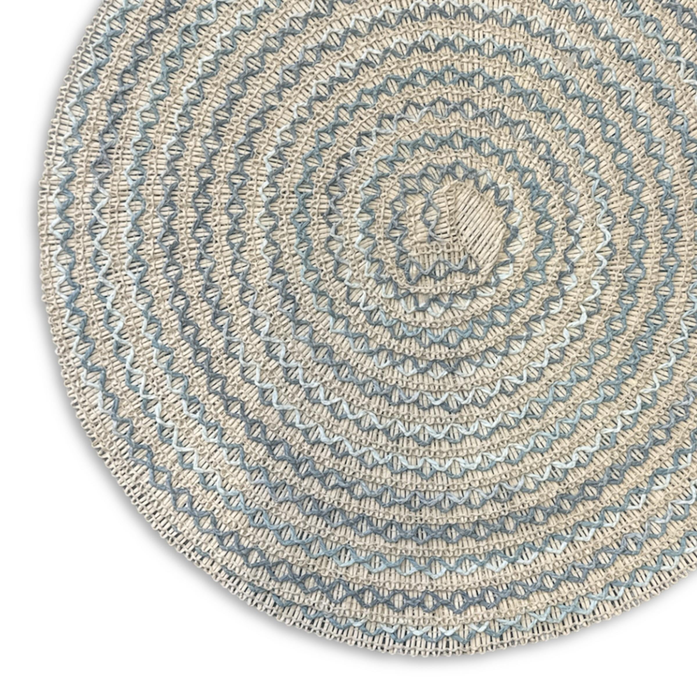 Dainty Home Set of 4 Placemats | Elegant and Durable | 15x15 in Round Woven Non-Slip Washable Place Mats | Tear-Resistant Heat | Resistant Placemats