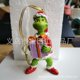 thumbnail image 4 of Nuevos colgantes para árbol de Navidad, adornos de Grinch, acrílico, versión 3D divertida, monstruo de pelo verde, decoración para árbol de Navidad, regalos de Navidad, 4 of 5