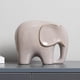 thumbnail image 1 of Escultura de estatua de de cerámica hecha , adorno de Animal, artesanía para soporte de TV, hogar, dormitorio, de Navidad , gris L Macarena Estatua de elefante, 1 of 7