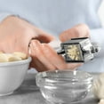 thumbnail image 4 of Prensa de Ajo, Set de Prensa y Pelador de Ajo de Acero Inoxidable de 7.7 Pulgadas para Cocineros Caseros y Chefs Profesionales, Rosa, 4 of 5
