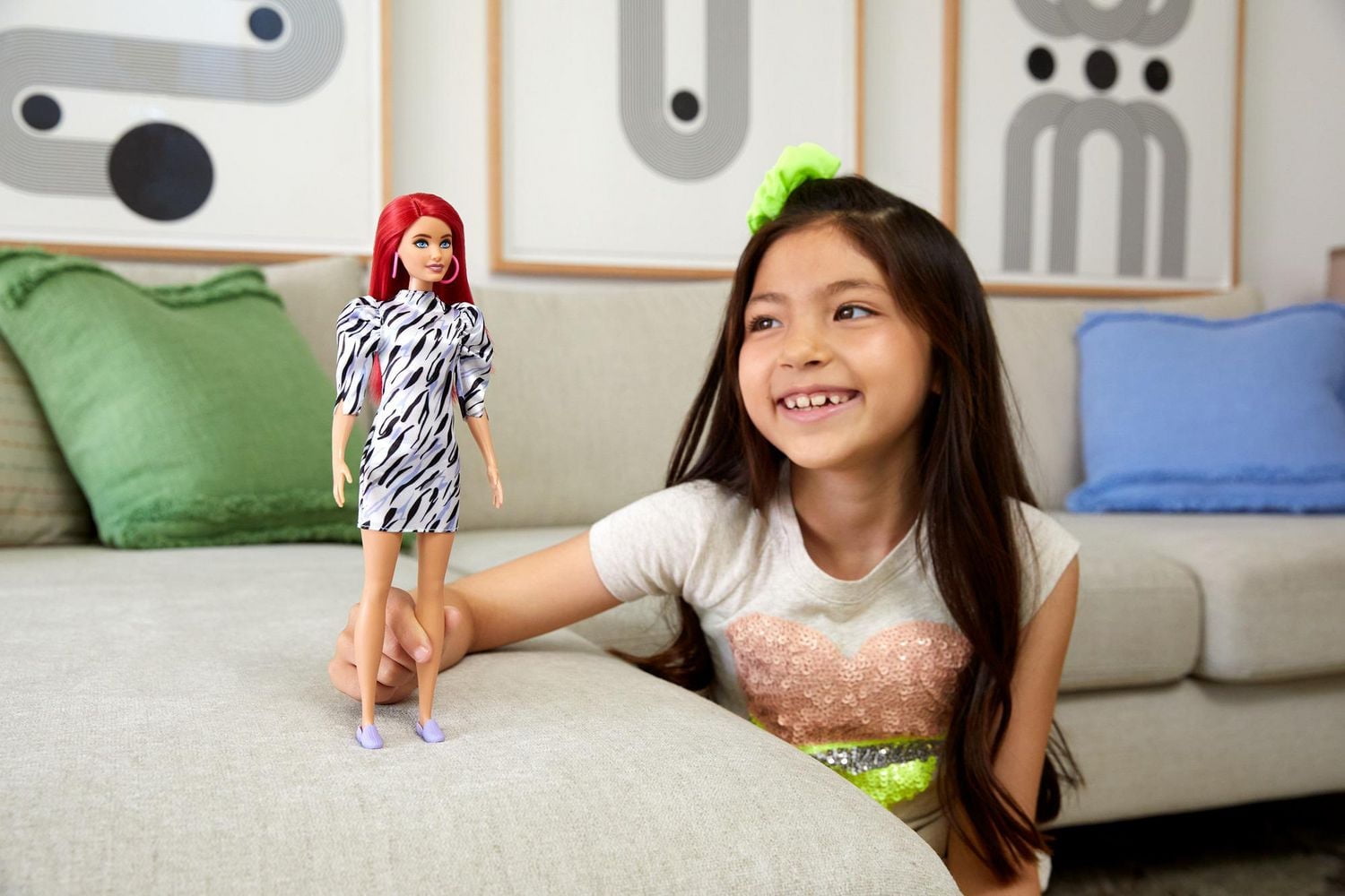 Barbie Fashionistas Doll #168, Smaller Bust, Long Red Hair, Zebra-striped Dress with Puffed Sleeves, Hoop Earrings, Shoes, 3 to 8 Years Old