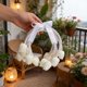 thumbnail image 4 of Ramo de novia con lazo de perlas y seda | Ramo de novia artificial para la niña de las flores | Arreglo floral artificial para la decoración de la fiesta de la iglesia de la boda, 4 of 6