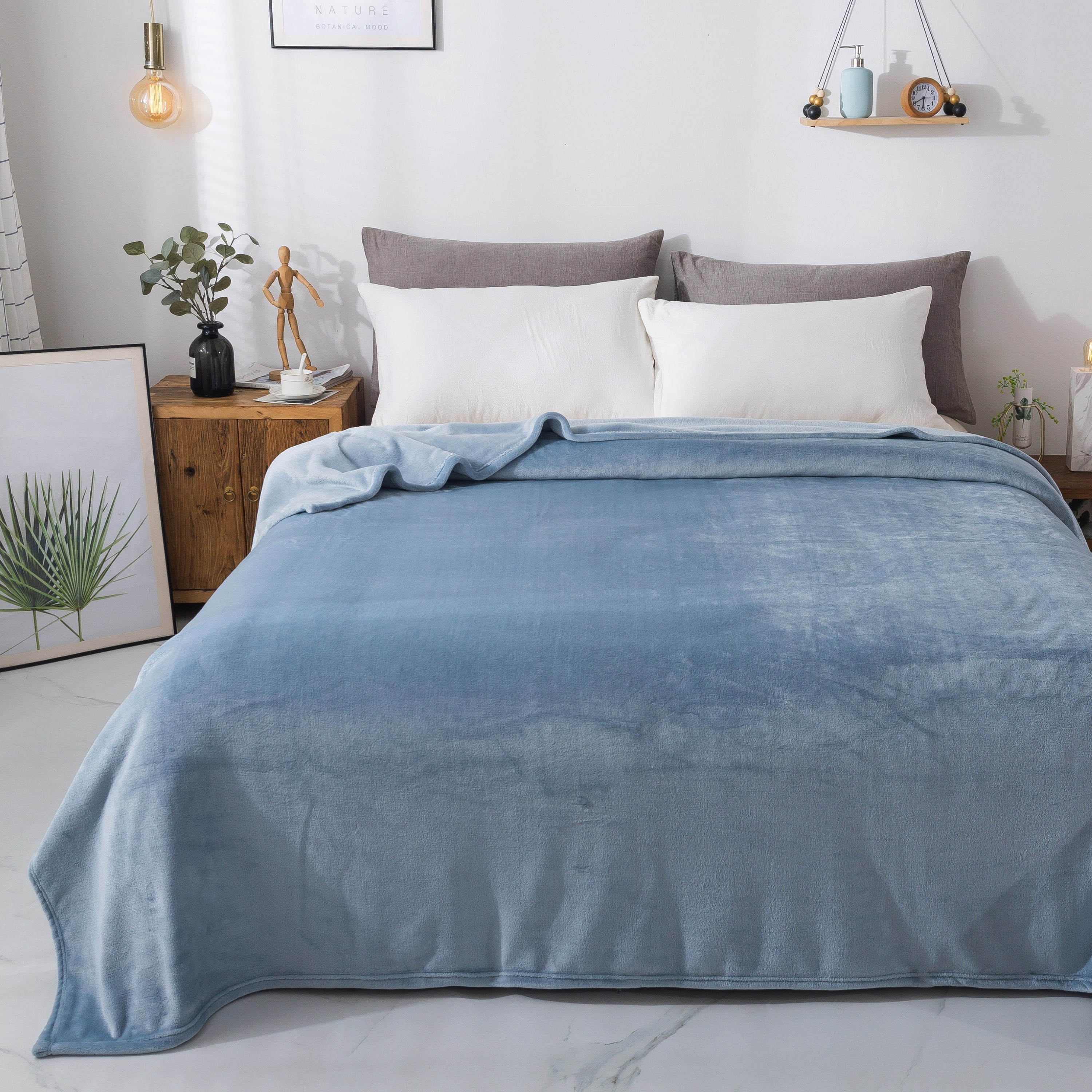 Style Basics Bed Blanket - Solid Plush - Silky Soft and Cozy, Flannel Fleece Velvet, Baby Blue, Twin 60 X 90
