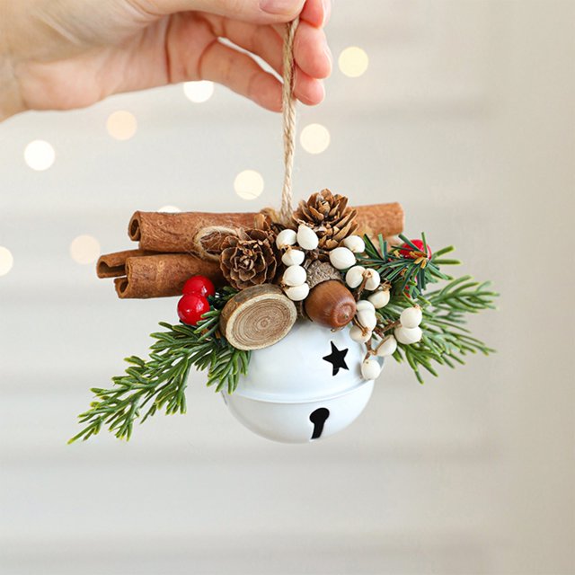 Campanas Navideñas de Metal Blanco con Forma de Piña para Decoración Festiva | Material Resistente | 12 X 9 X 6 Cm | 55 G | Decoración Navideña para El Hogar
