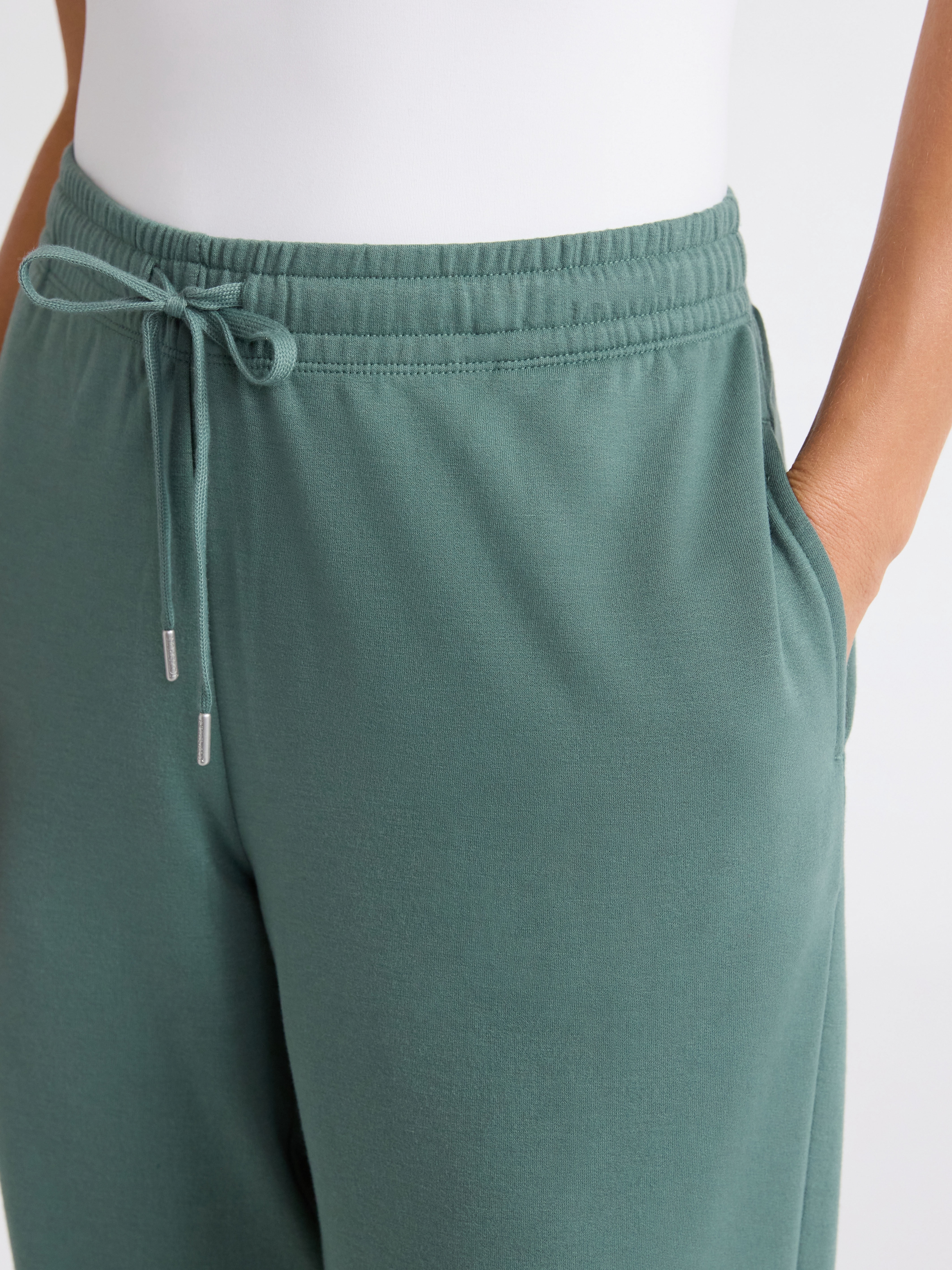 Joyspun Women's Fleece Sleep Joggers, 29'' Inseam, Sizes XS-3X