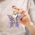thumbnail image 4 of Llavero de mariposa con brillantes diamantes de imitación y colgante en forma de mariposa, ideal para decorar bolsos y monederos., 4 of 7