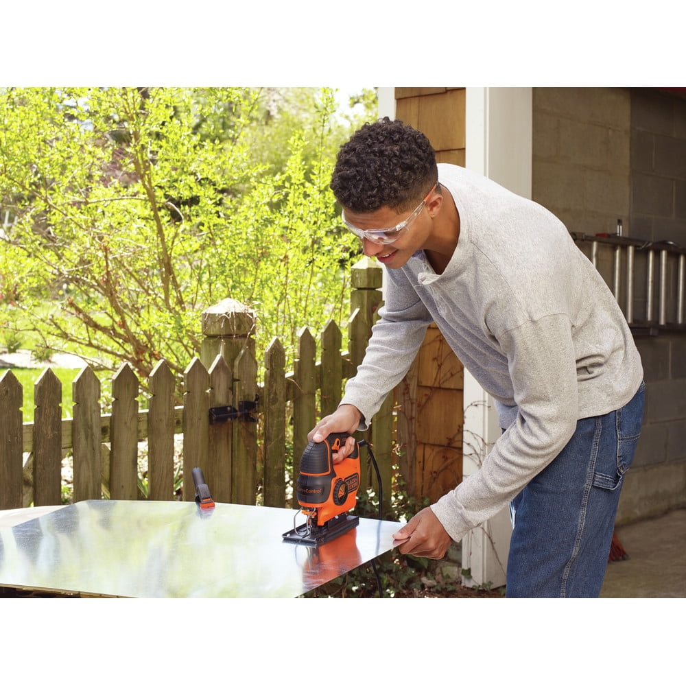 BLACK+DECKER Curve Control 5-Amp Jig Saw, BDEJS600C