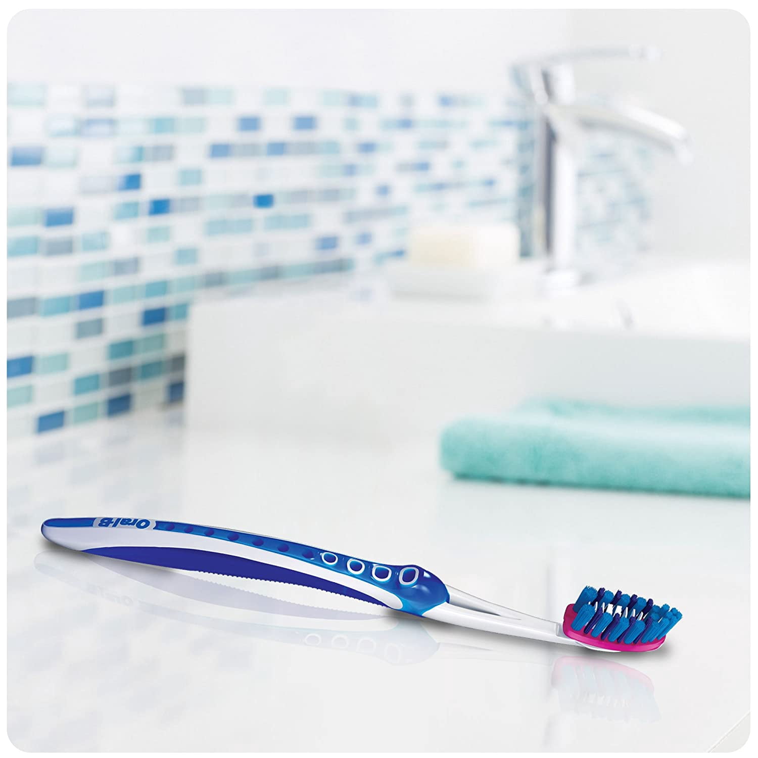 Oral-B 3D White Pro-Flex Toothbrush Medium 1 Each (Pack of 3)