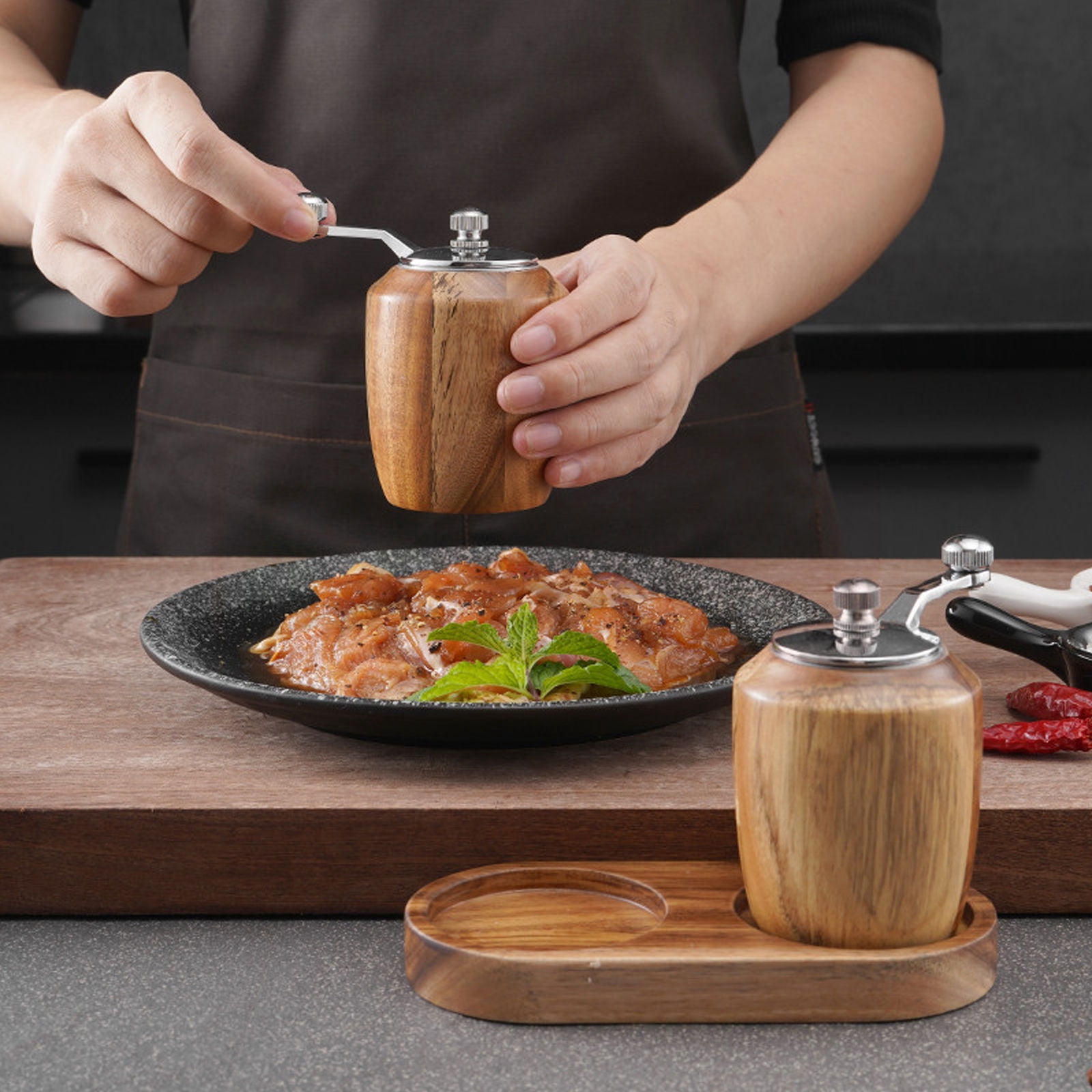 Wooden Pepper Mill Grinder With Metal Crank Handle,Hand Shake Wood Pepper Grinder With Ceramic Core,Refillable,Enjoy Fresh Ground Pepper And Various Spices--primary color
