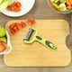 thumbnail image 4 of Pelador y cepillo multifuncional de acero inoxidable para verduras y frutas | Cuchilla 420J2 con agarre cómodo | Herramienta de cocina fácil de limpiar para cortar y pelar, 4 of 5