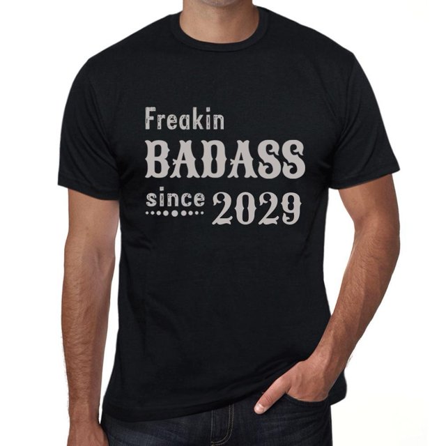 T-Shirt Graphique pour Homme Fricking' Badass depuis 2029
