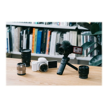 Sony - Alpha ZV-E10 Kit Mirrorless Vlog Camera with 16-50mm Lens - Black