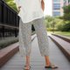 thumbnail image 3 of Pantalones capris Medlor Boho para mujer con estampado de verano de 2025, 3 of 5