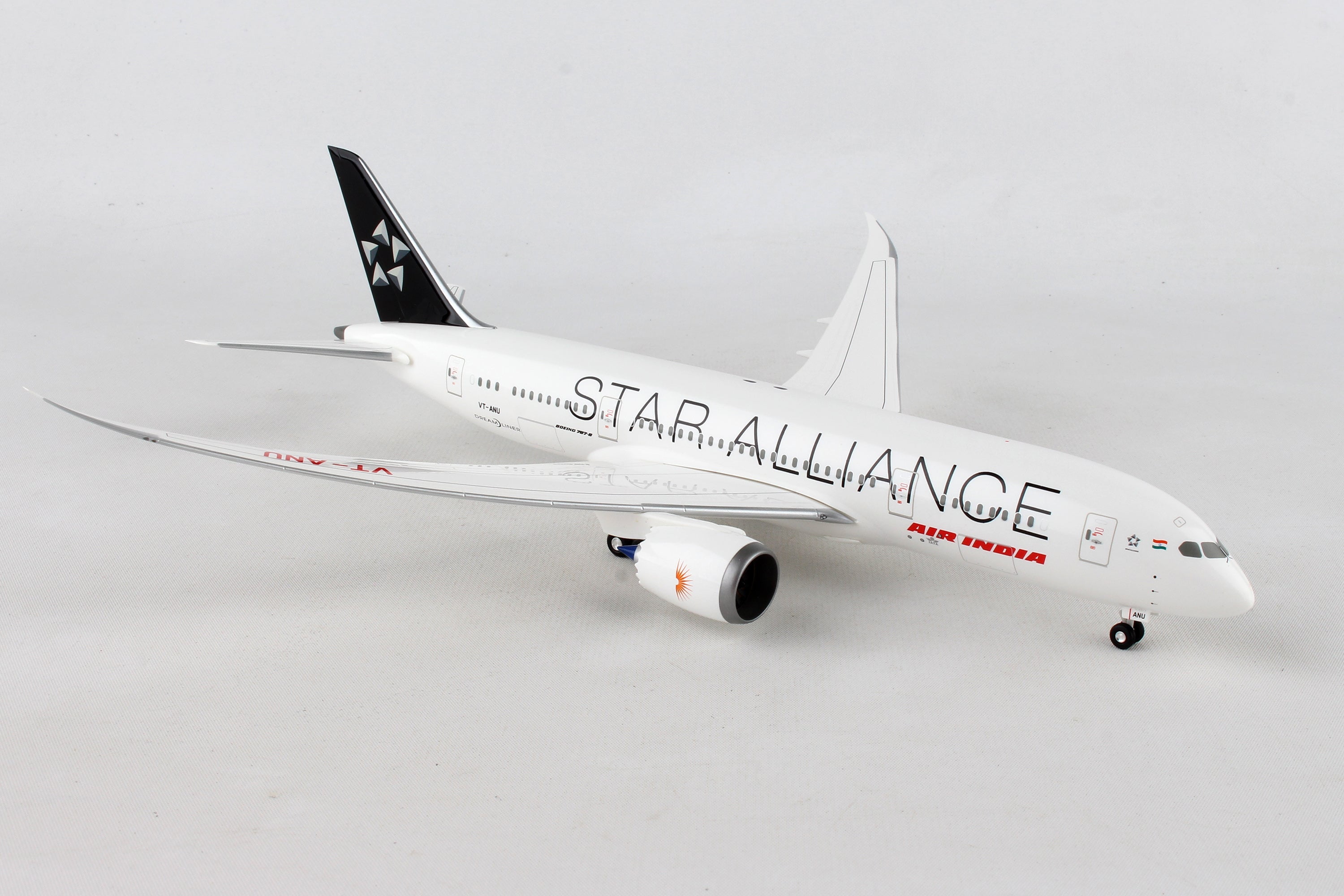 Hogan Wings HG10277G Air India 787-8 1-200 Star Alliance with Gear